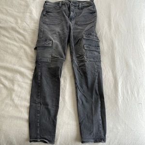 American eagle cargo skinny jeans size 8
